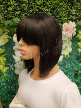 Load image into Gallery viewer, Stacked Bob
